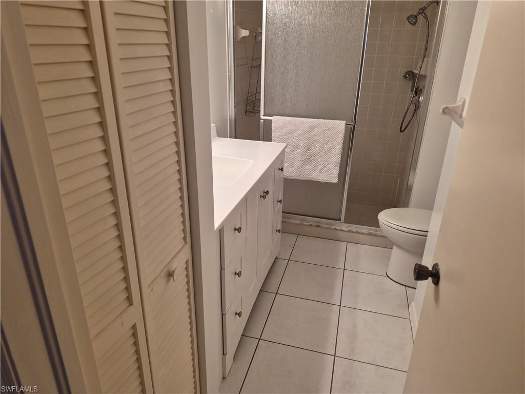 KIMBERLY BAY CONDO - Residential