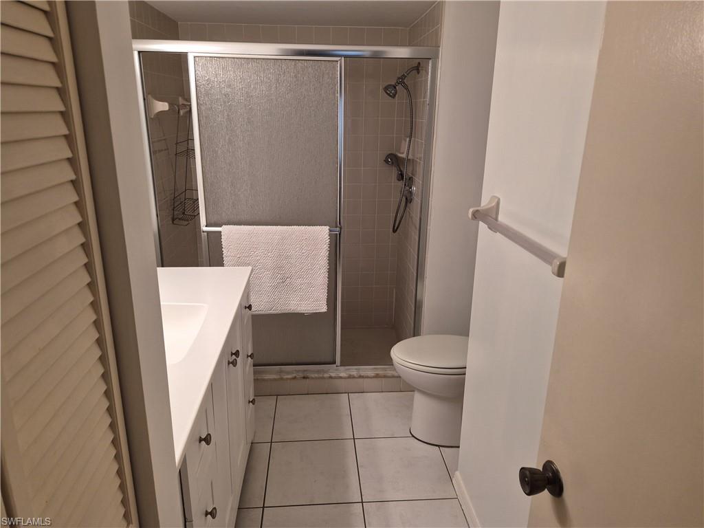 KIMBERLY BAY CONDO - Residential
