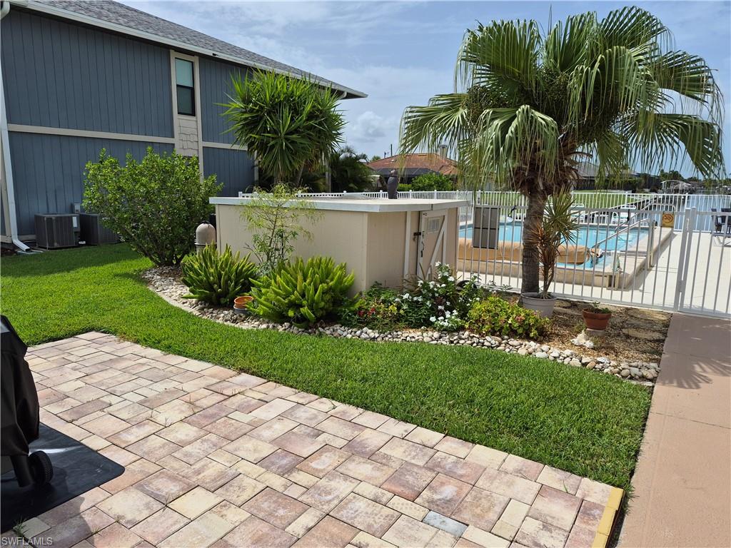KIMBERLY BAY CONDO - Residential
