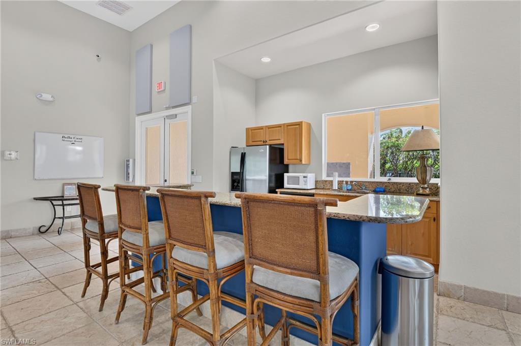 BELLA CASA - Residential Lease