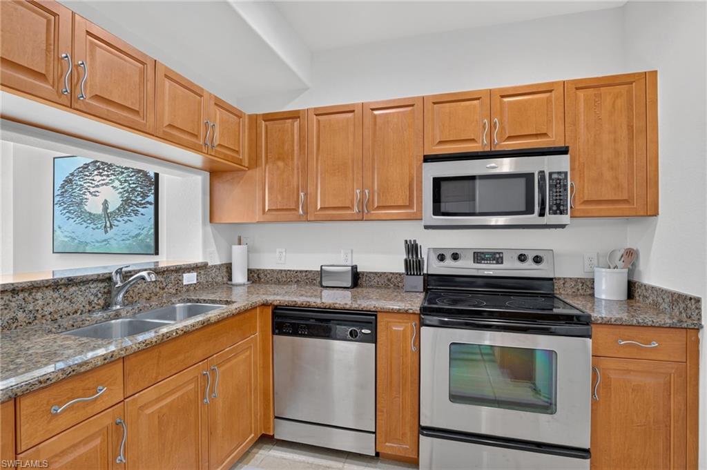 BELLA CASA - Residential Lease