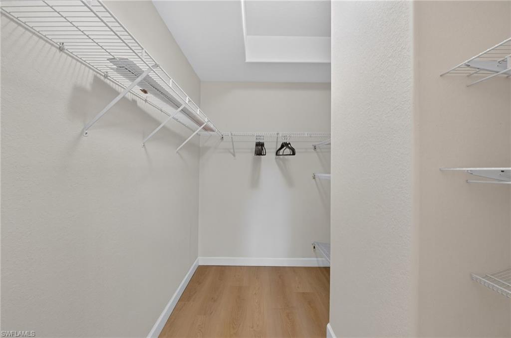 BELLA CASA - Residential Lease