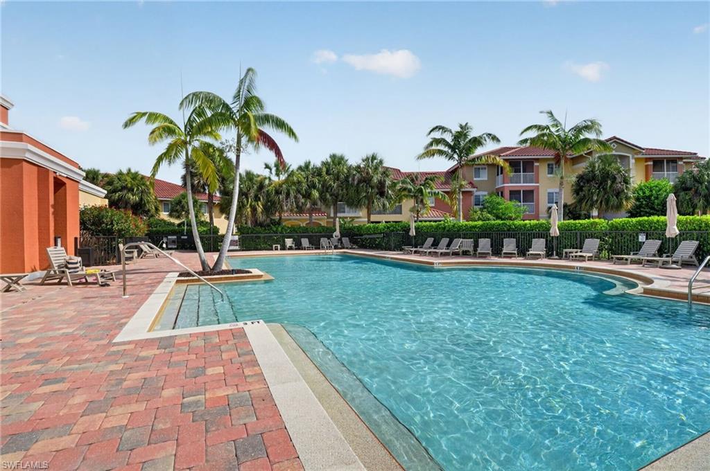 BELLA CASA - Residential Lease