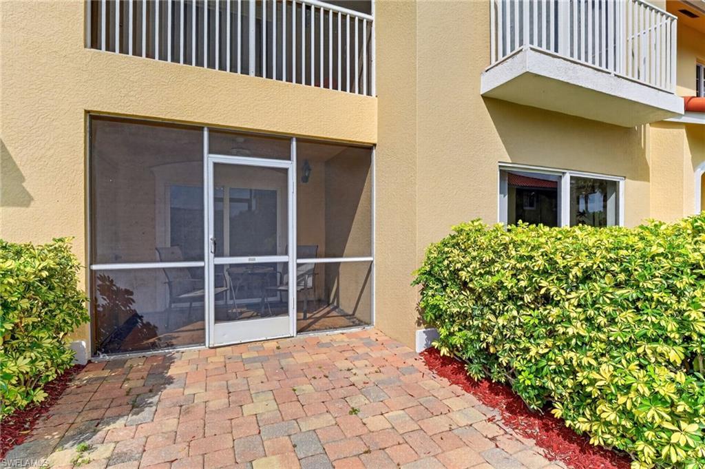 BELLA CASA - Residential Lease