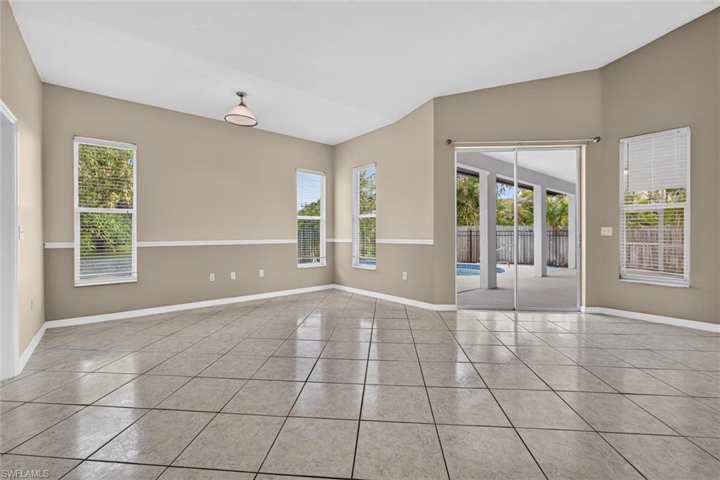 SAN CARLOS PARK - Residential