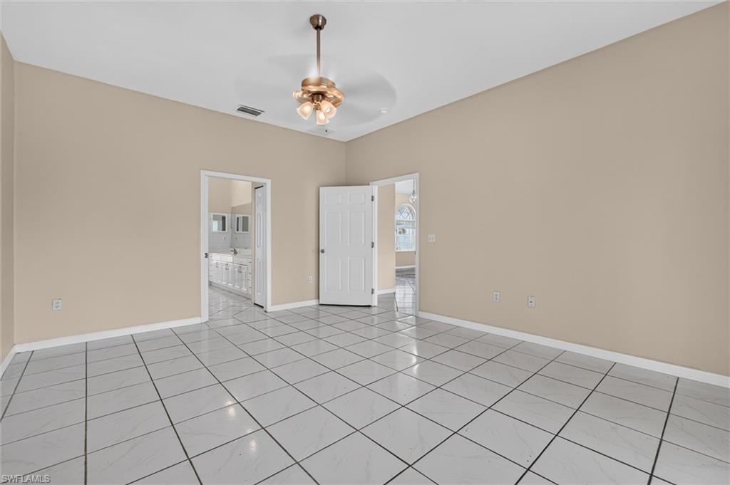 SAN CARLOS PARK - Residential
