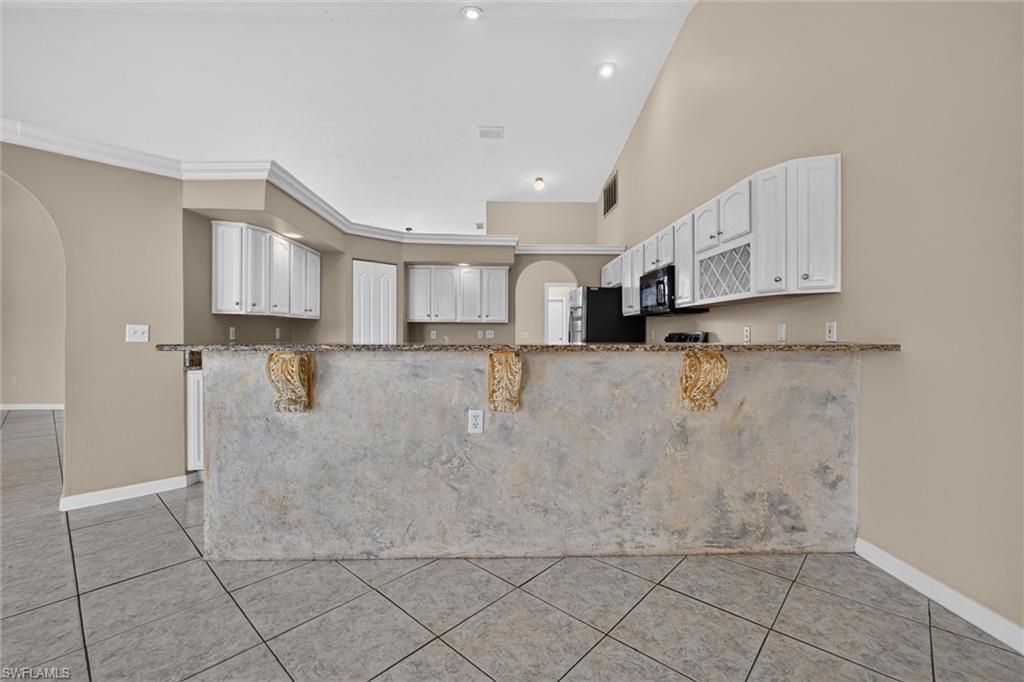 SAN CARLOS PARK - Residential