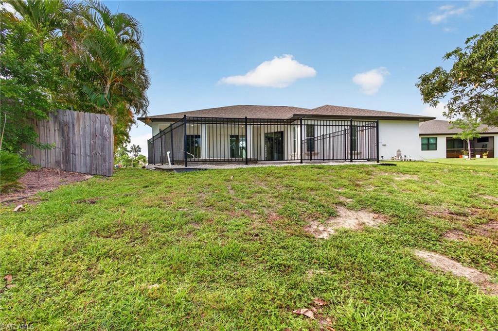 SAN CARLOS PARK - Residential