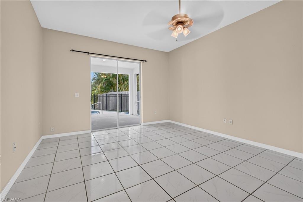 SAN CARLOS PARK - Residential