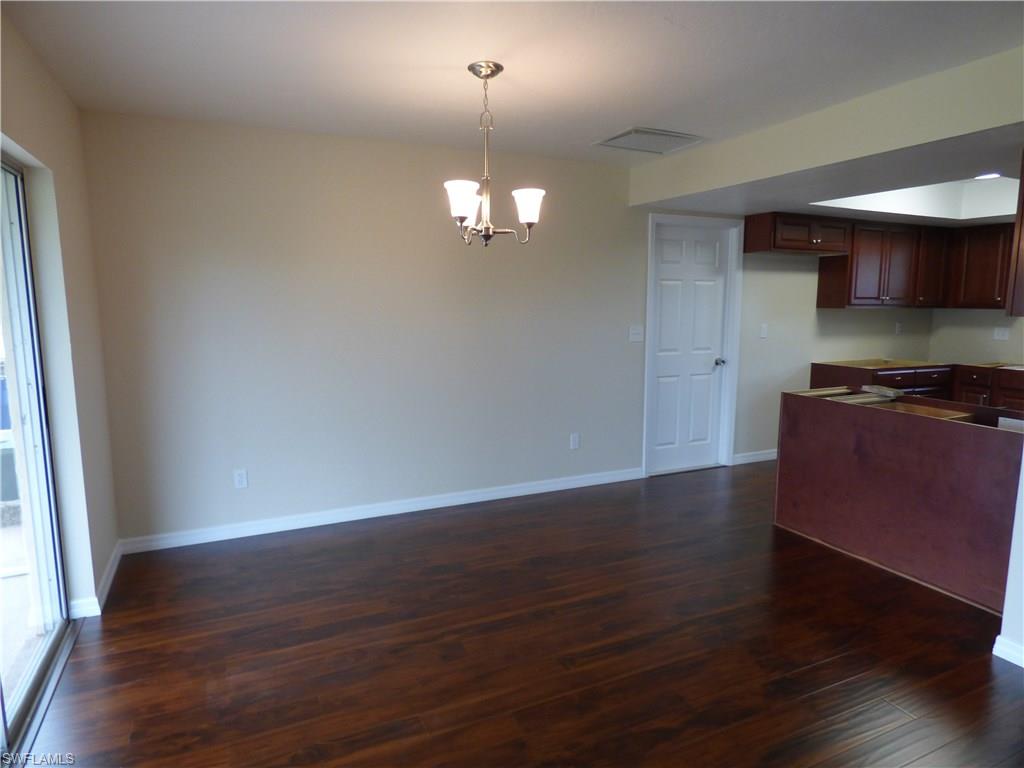 COUNTRY CLUB ESTATES - Residential