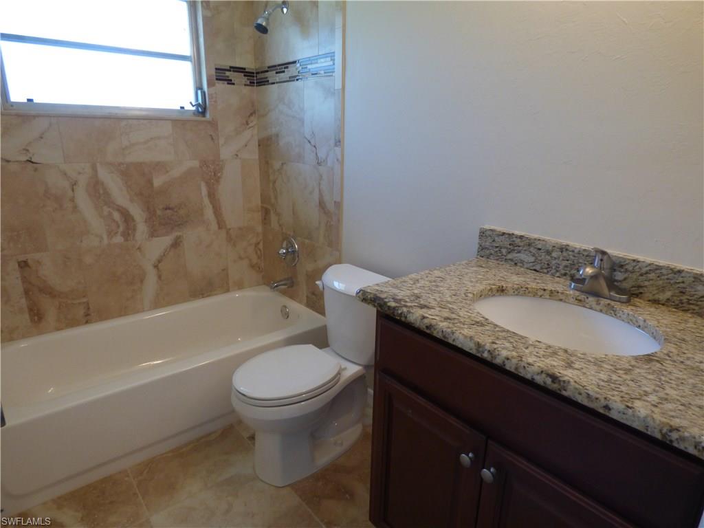COUNTRY CLUB ESTATES - Residential