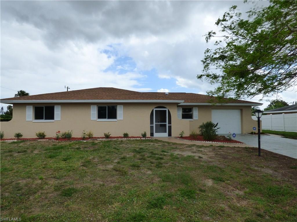COUNTRY CLUB ESTATES - Residential