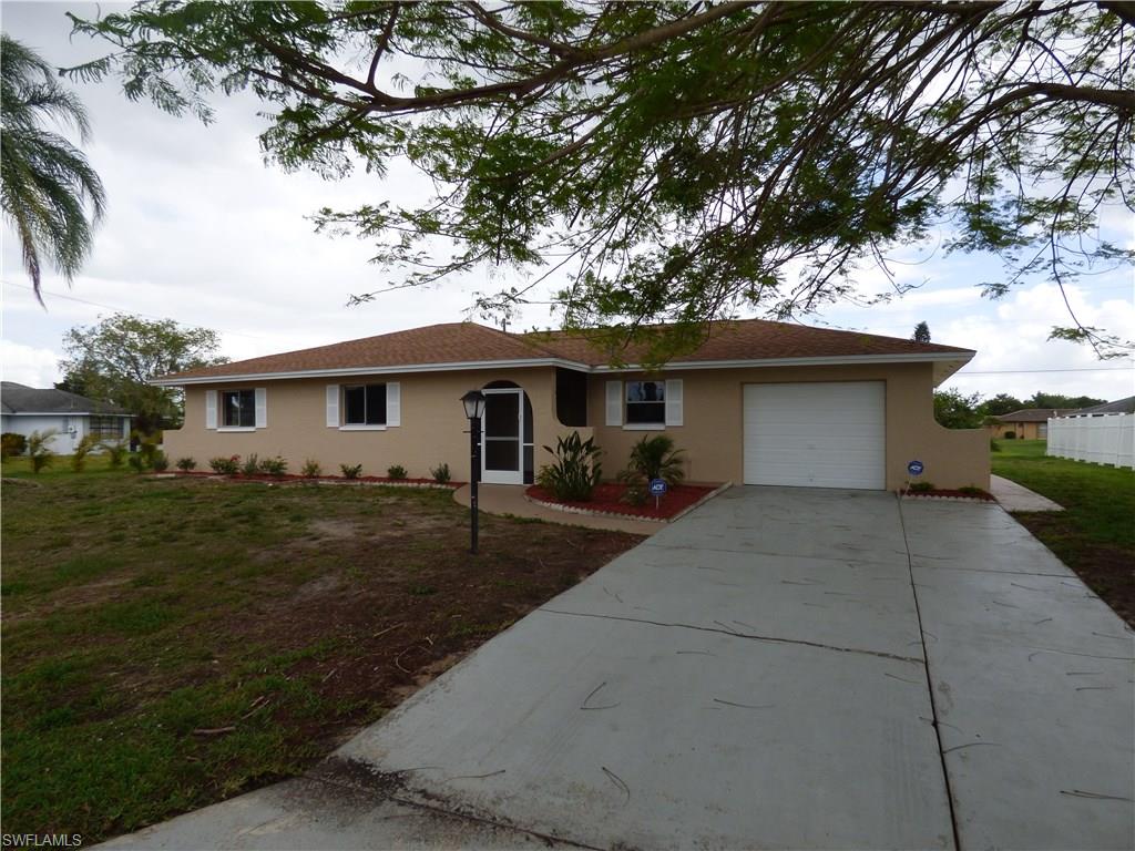 COUNTRY CLUB ESTATES - Residential