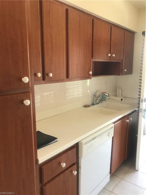 CALUSA CLUB - Residential Lease