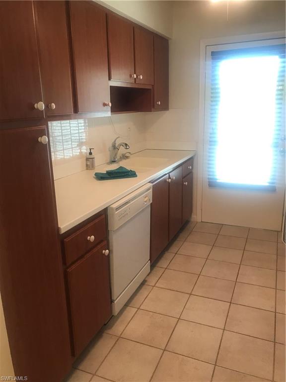 CALUSA CLUB - Residential Lease