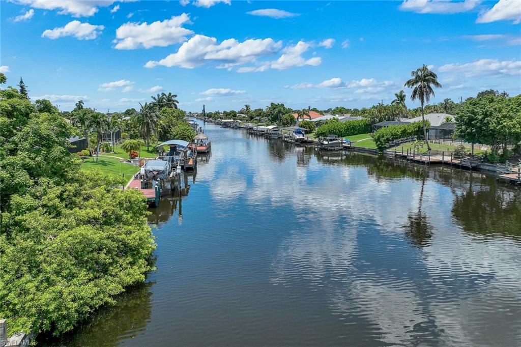 CAPE CORAL - Land