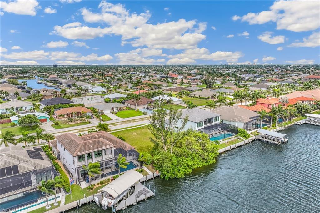 CAPE CORAL - Land