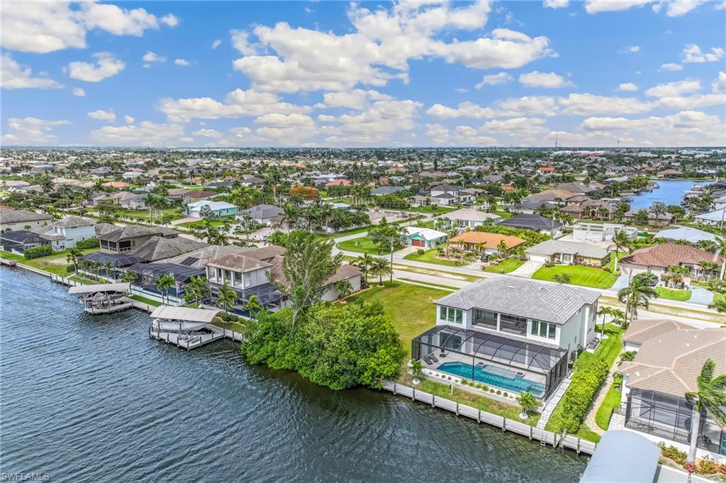 CAPE CORAL - Land
