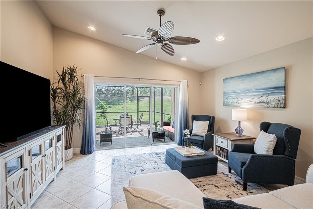 BOTANICA LAKES - Residential