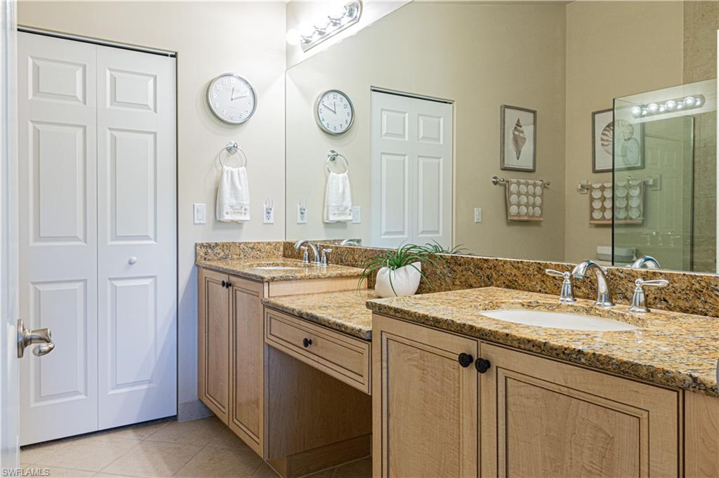 BOTANICA LAKES - Residential