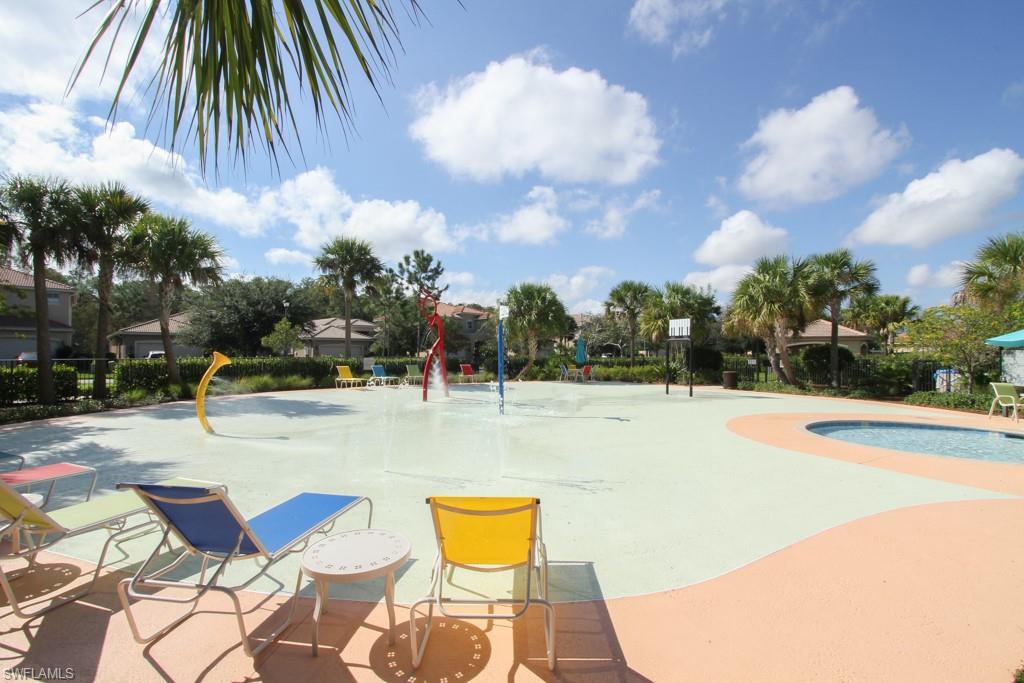 BOTANICA LAKES - Residential
