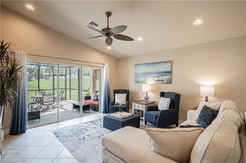BOTANICA LAKES - Residential