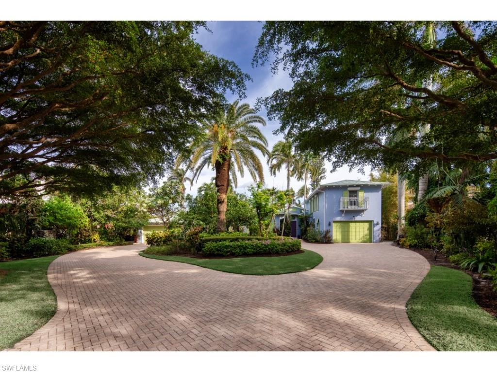 AQUALANE SHORES - Residential