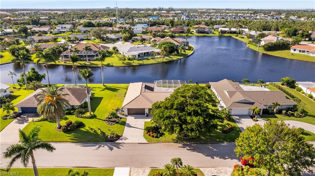 TOWN AND RIVER - Residential