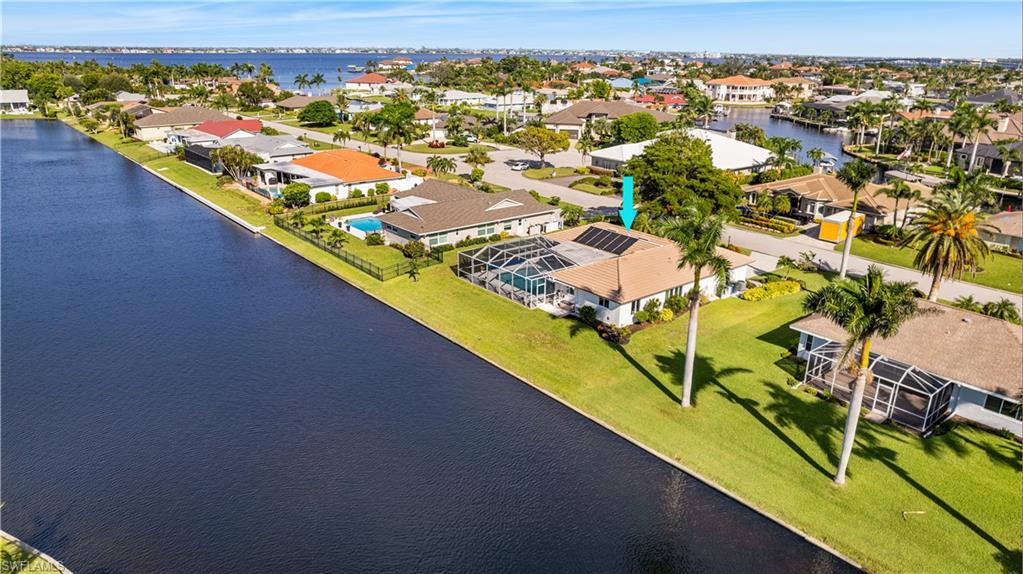 TOWN AND RIVER - Residential