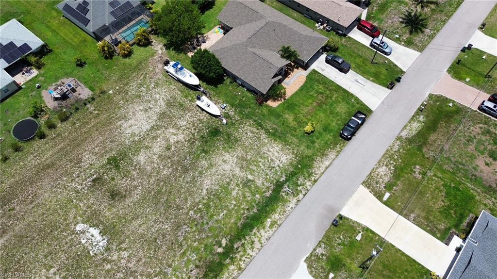 CAPE CORAL - Land