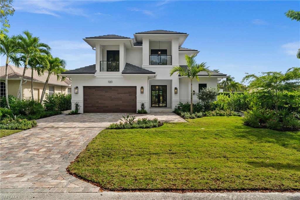 LAKE PARK - Residential