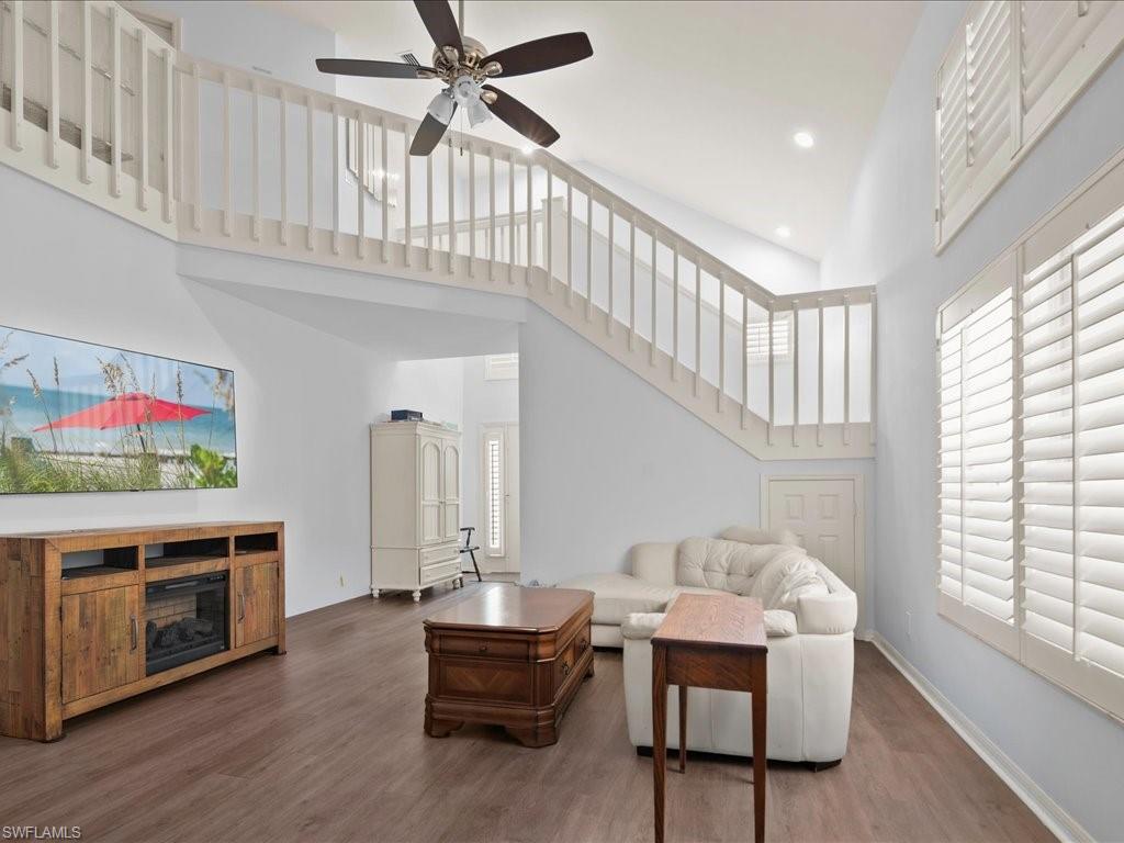 BOUGAINVILLAS - Residential