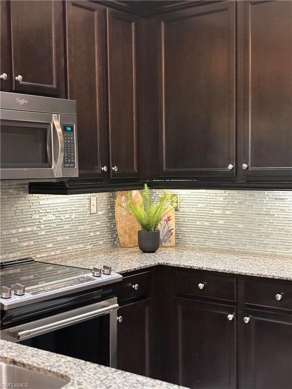 COQUINA AT MAPLE RIDGE - Residential