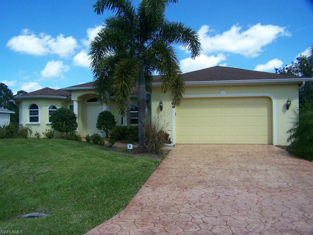 TWIN LAKE ESTATES - Residential