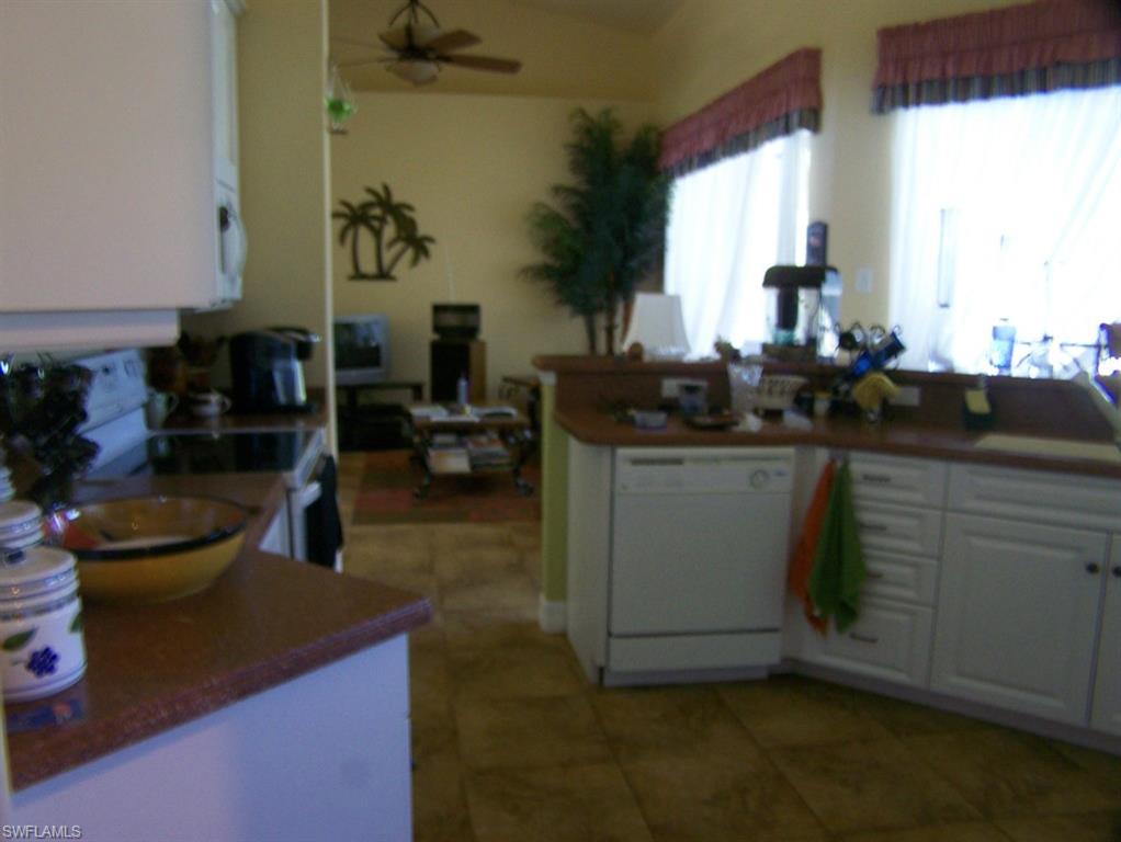 TWIN LAKE ESTATES - Residential