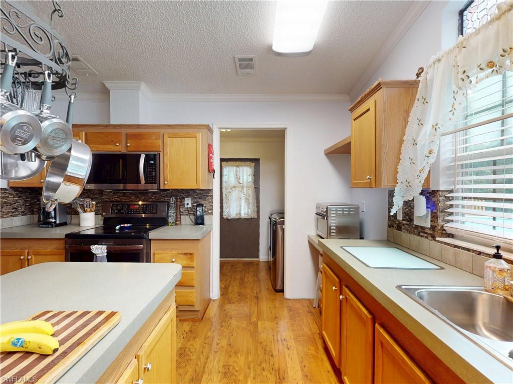 NORTH FORT MYERS - Residential
