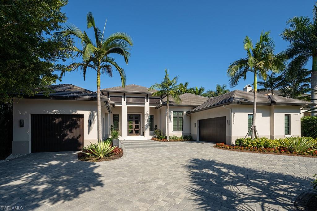 MOORINGS - Residential