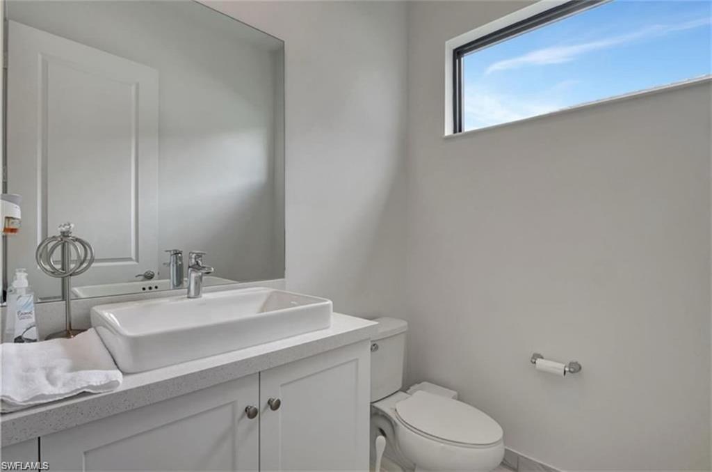 MAPLE RIDGE - Residential Lease