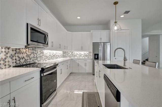MAPLE RIDGE - Residential Lease