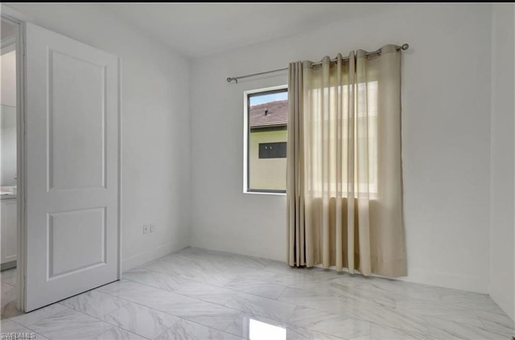 MAPLE RIDGE - Residential Lease