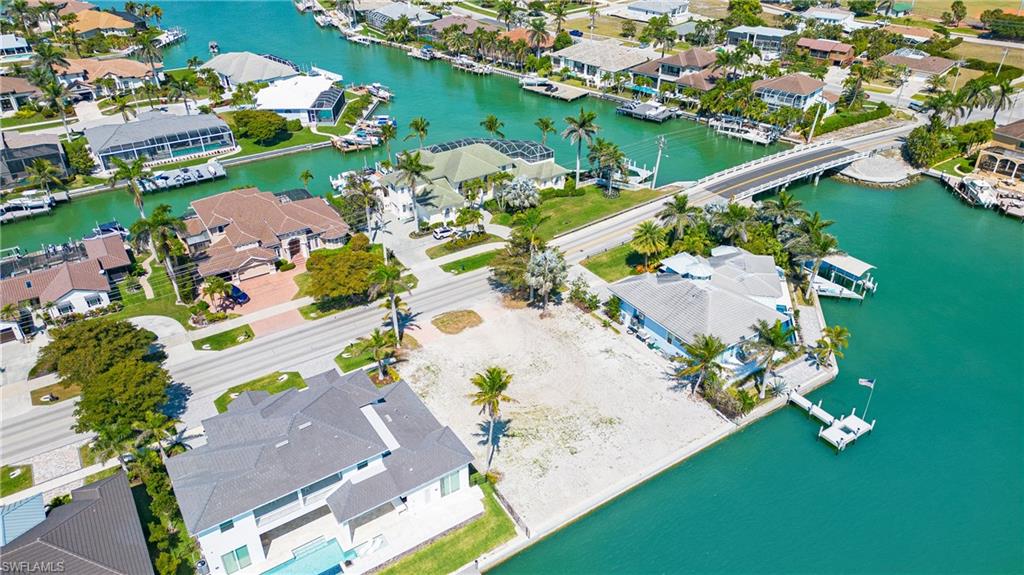 MARCO ISLAND - Land