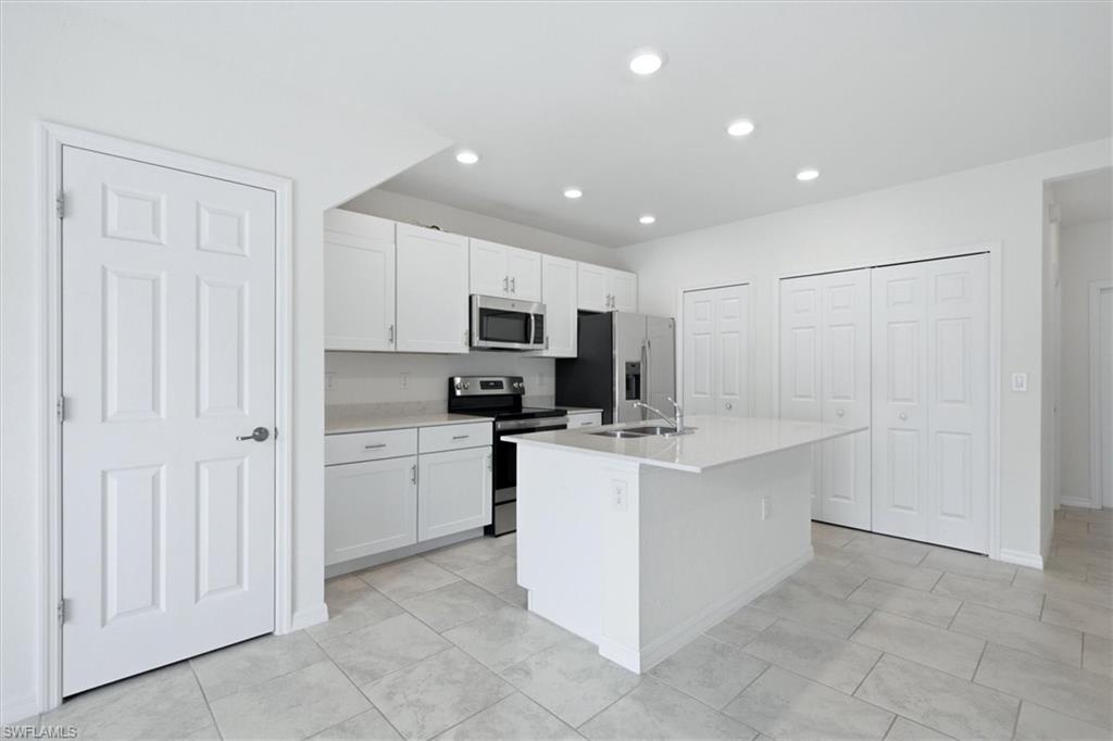 PORTICO - Residential