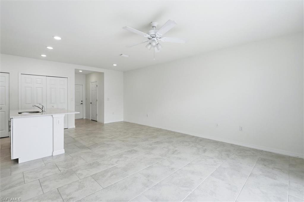 PORTICO - Residential