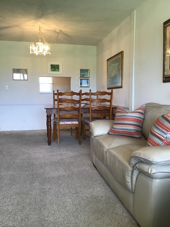 SEVEN LAKES - Residential