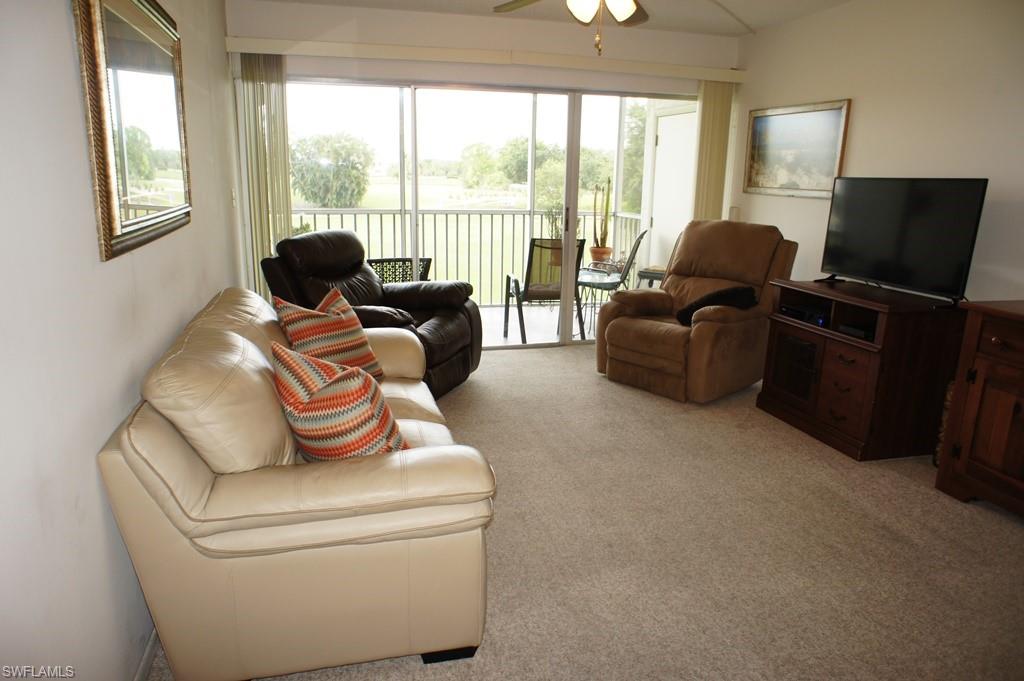 SEVEN LAKES - Residential