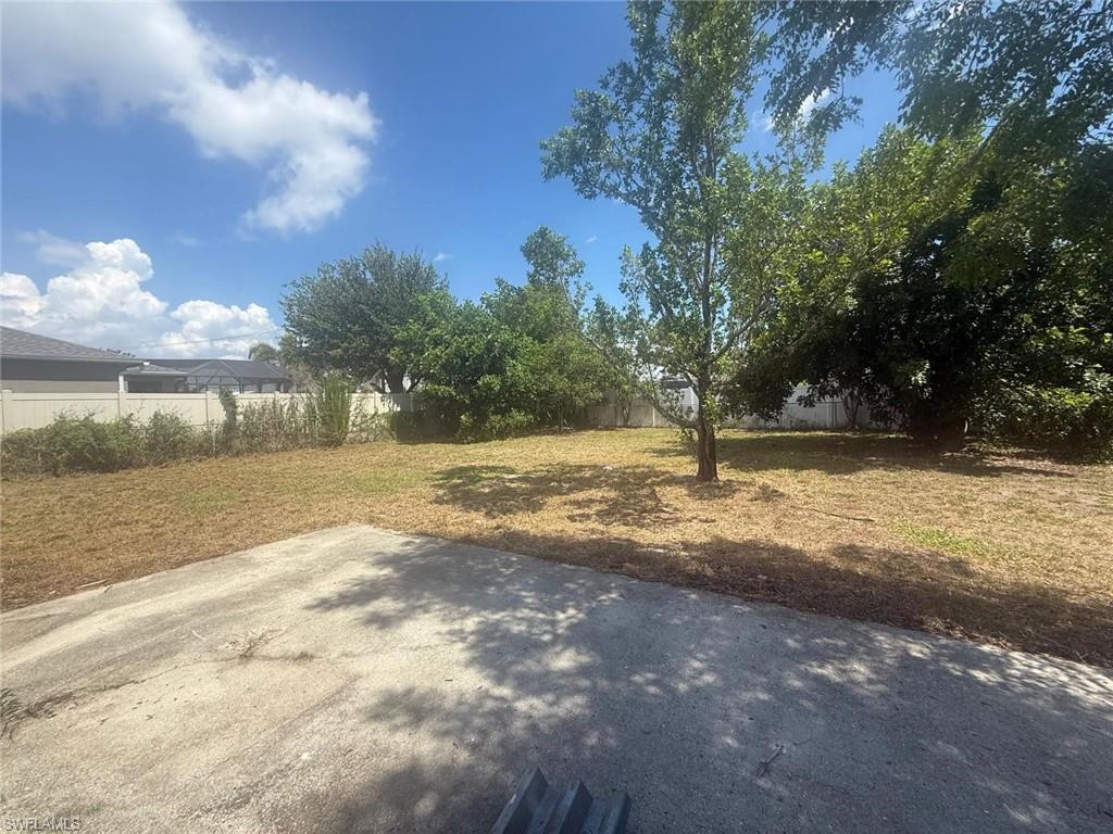CAPE CORAL - Residential