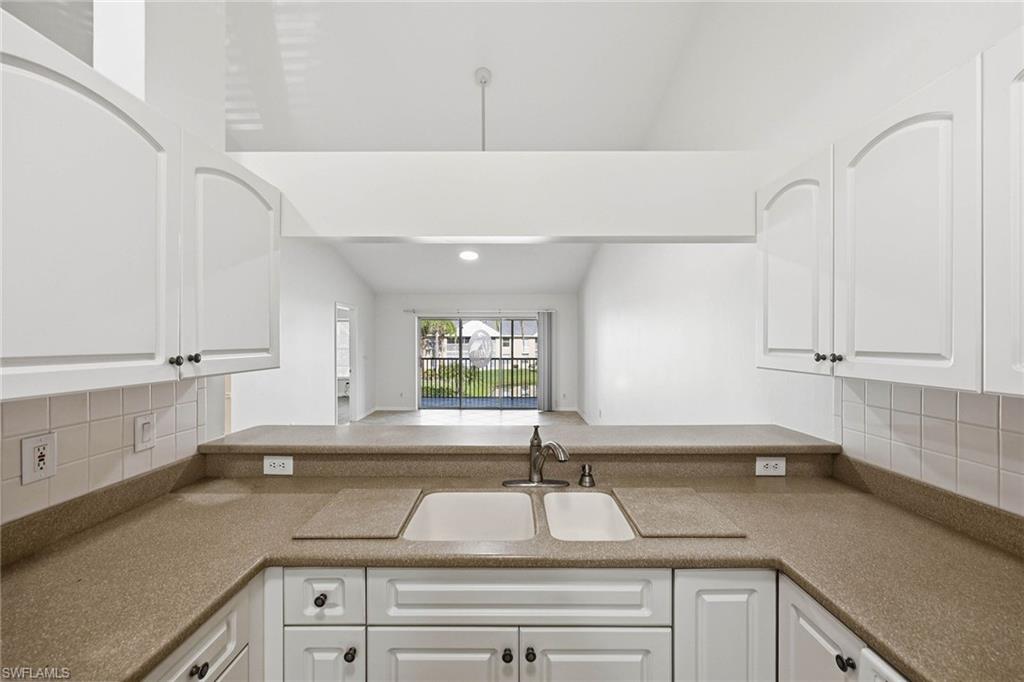 PEBBLE SHORES - Residential Lease