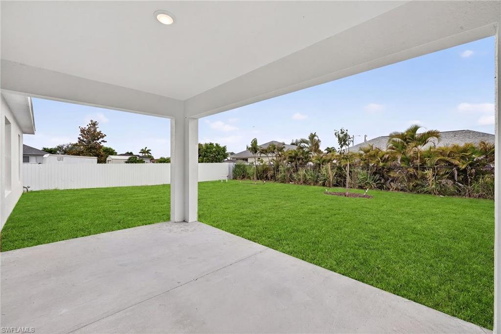 CAPE CORAL - Residential
