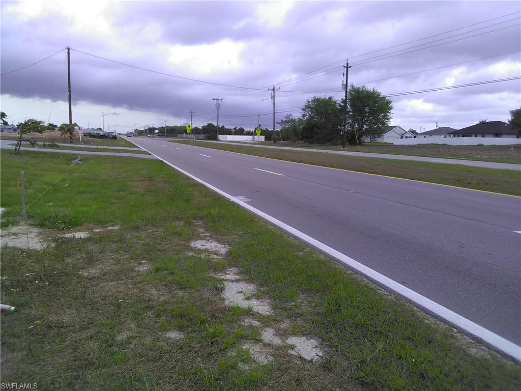 CAPE CORAL - Land