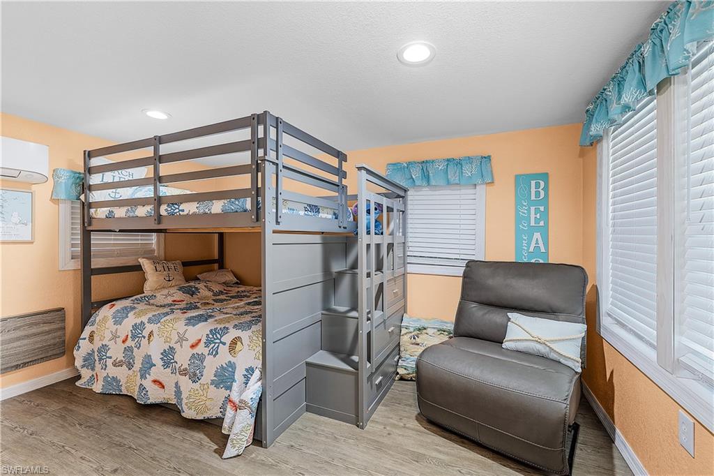 FLAMINGO BAY - Residential